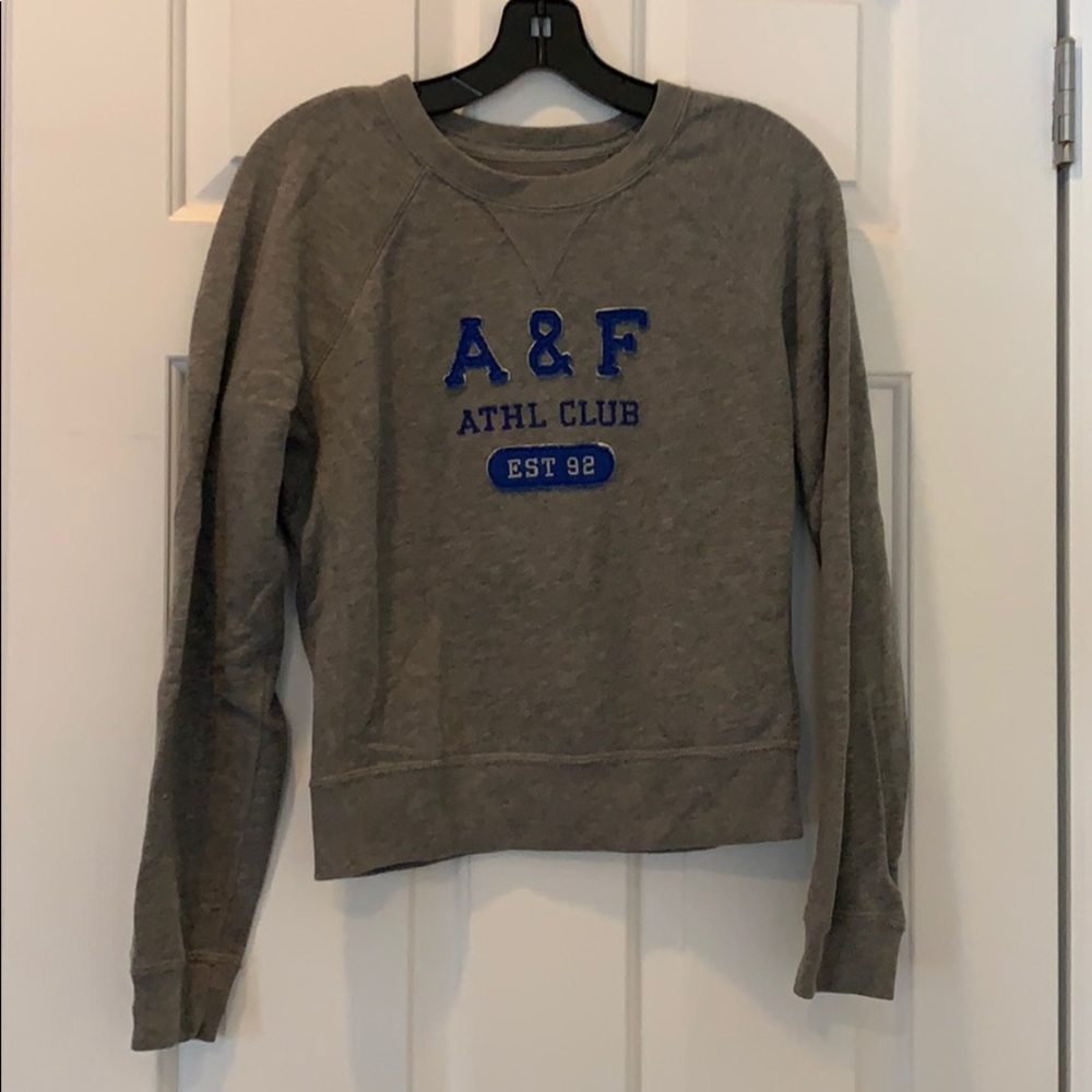 Amercrombie & Fitch sweater